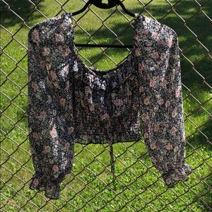 Forever 21 Medium Black Floral Filmy Frilly Smocked Cropped Long Sleeve #1266